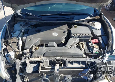 2015 Nissan Altima 2.5 S из США, поврежденный, VIN 1N4AL3AP9FC468721